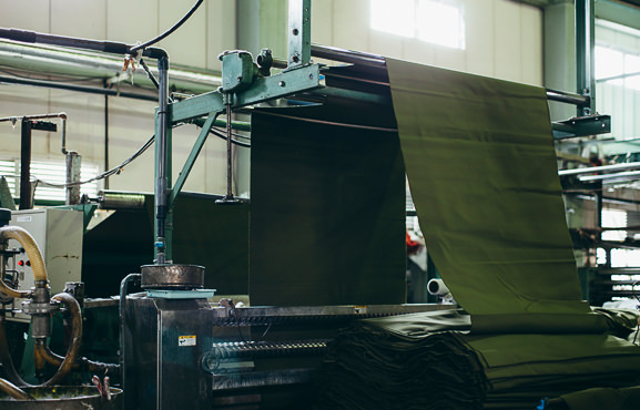 気品のあるキャンバス